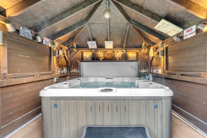 Photo 60- click for photo gallery